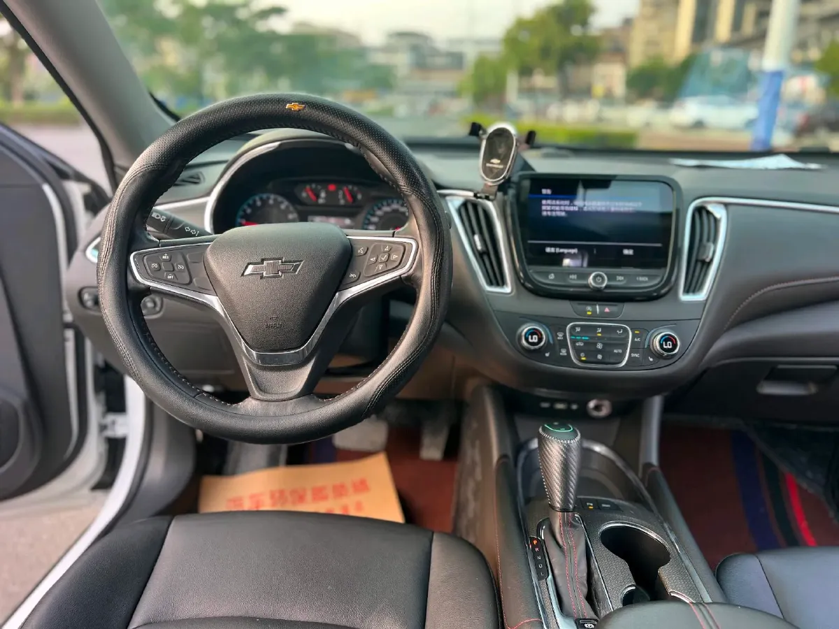 2019 Chevrolet Malibu XL 2.0T 241HP L4 9AT,autocango,china used car exporter,china ev exporter,chinese used car exporter,chinese used ev exporter