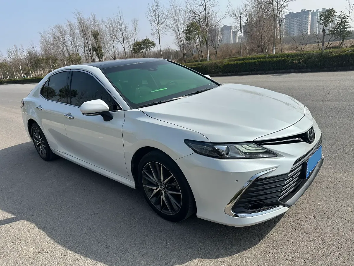 2021 Toyota Camry 2.5L 209HP L4 8AT,autocango,china used car exporter,china ev exporter,chinese used car exporter,chinese used ev exporter