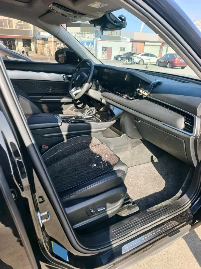 2020 Bestune T99 2.0T 224HP L4 6AT,autocango,china used car exporter,china ev exporter,chinese used car exporter,chinese used ev exporter