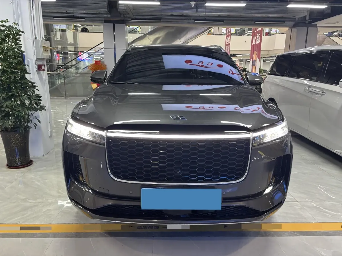 2021 Li ONE Range Extended 131HP REEV 40.5KWH,autocango,china used car exporter,china ev exporter,chinese used car exporter,chinese used ev exporter