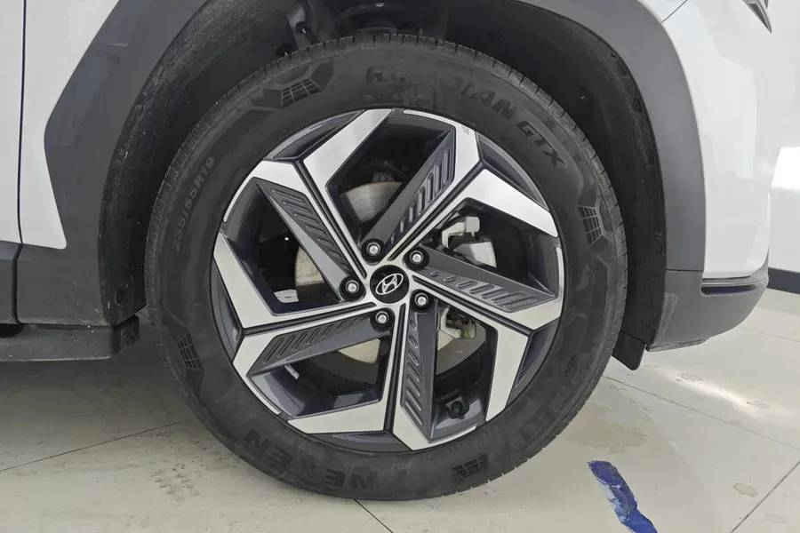 2023 Hyundai Tucson 1.5T 200HP L4 7DCT,autocango,china used car exporter,china ev exporter,chinese used car exporter,chinese used ev exporter