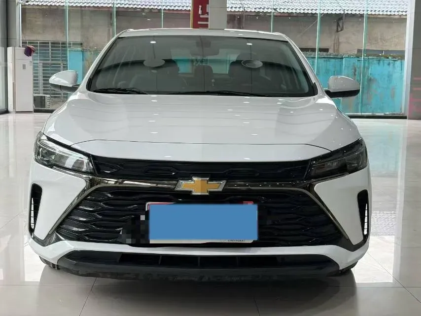 2023 Chevrolet Monza 1.5L 113HP L4 6DCT,autocango,china used car exporter,china ev exporter,chinese used car exporter,chinese used ev exporter