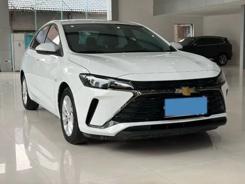 2023 Chevrolet Monza 1.5L 113HP L4 6DCT,autocango,china used car exporter,china ev exporter,chinese used car exporter,chinese used ev exporter