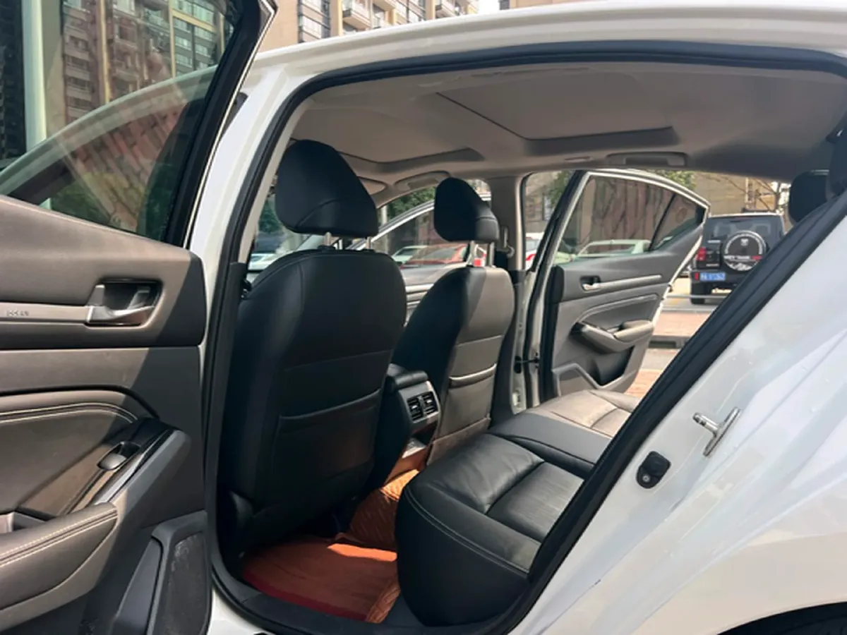 2021 Nissan Teana 2.0L 156HP L4 CVT,autocango,china used car exporter,china ev exporter,chinese used car exporter,chinese used ev exporter