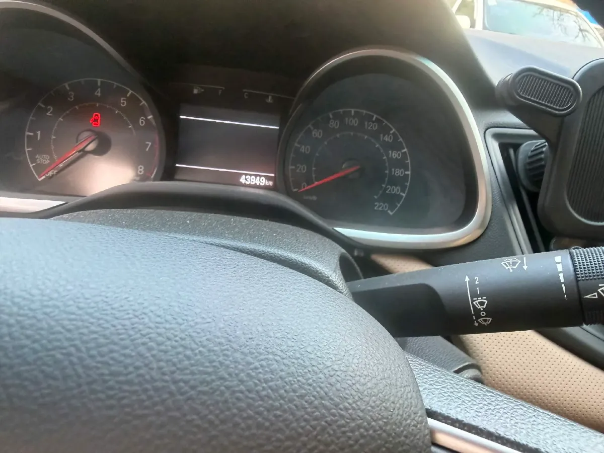 2022 Chevrolet Monza 1.5L 113HP L4 6AT,autocango,china used car exporter,china ev exporter,chinese used car exporter,chinese used ev exporter