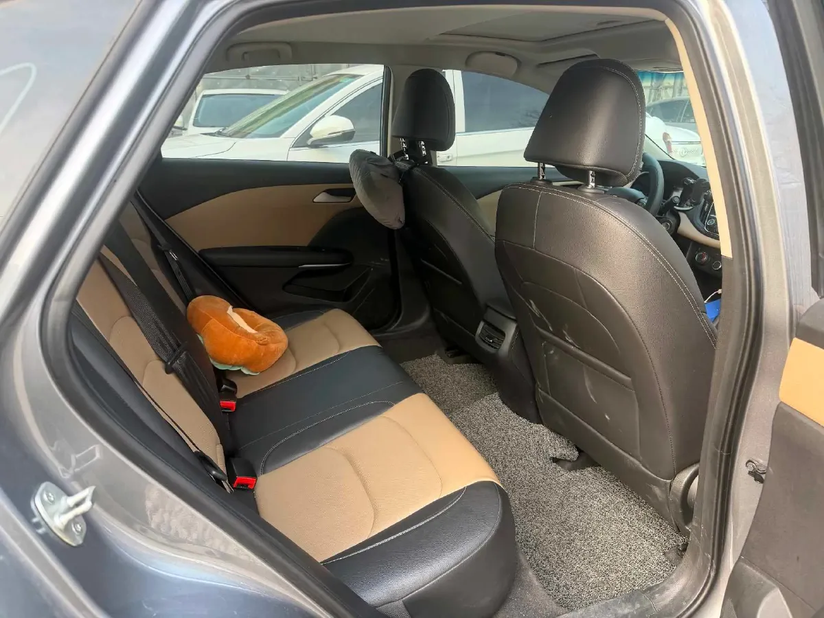 2022 Chevrolet Monza 1.5L 113HP L4 6AT,autocango,china used car exporter,china ev exporter,chinese used car exporter,chinese used ev exporter