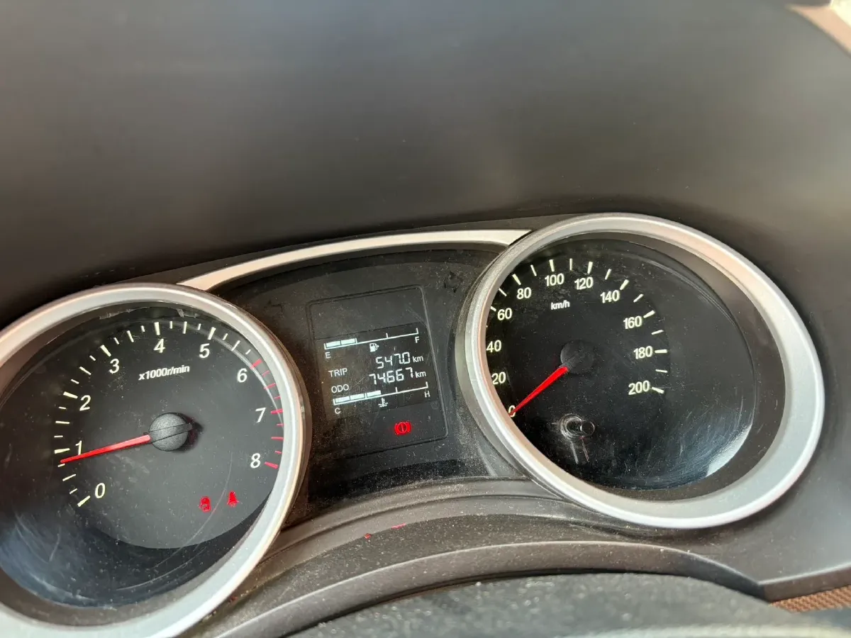 2018 WuLing HongGuang 1.5L 105HP L4 5MT,autocango,china used car exporter,china ev exporter,chinese used car exporter,chinese used ev exporter