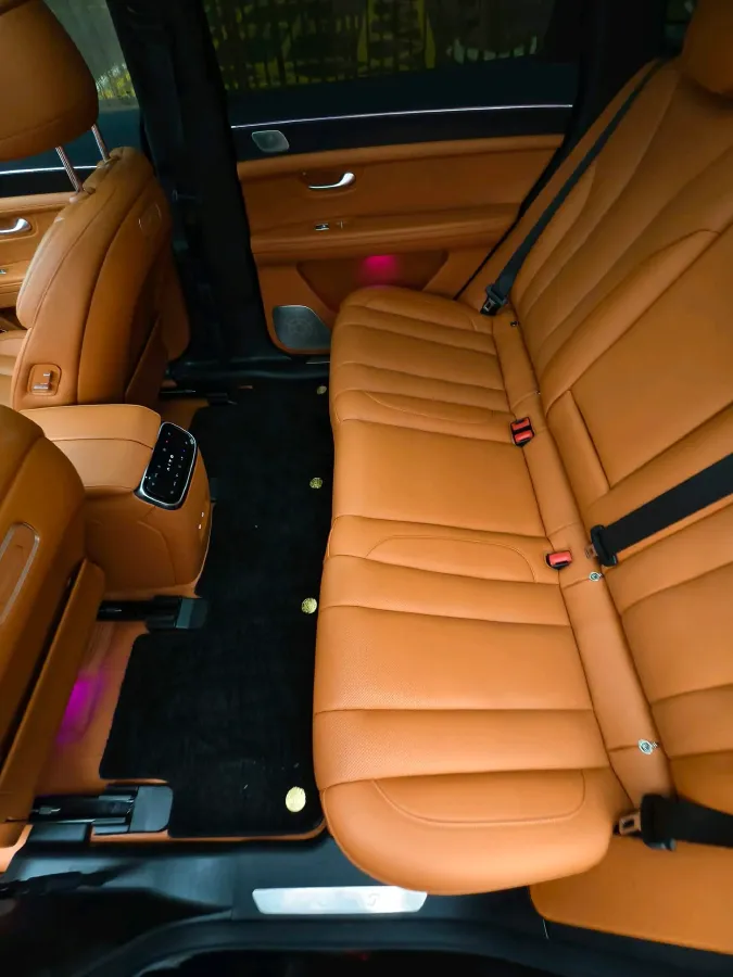 2024 AITO AITO M7 1.5T 152HP L4 REEV 42KWH,autocango,china used car exporter,china ev exporter,chinese used car exporter,chinese used ev exporter