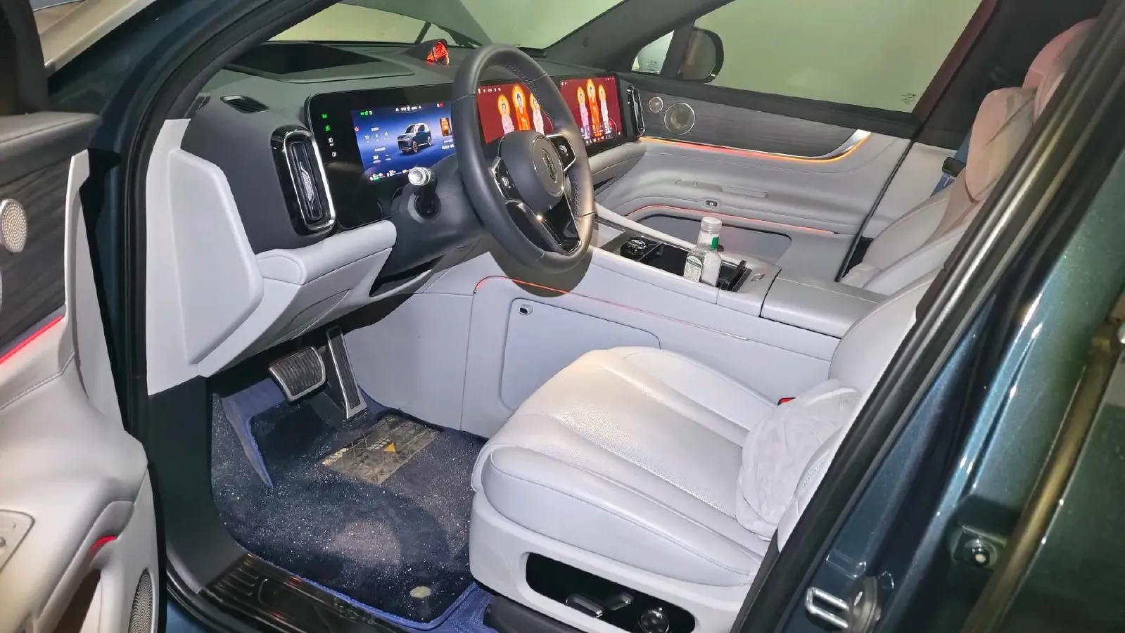 2024 AITO AITO M9 1.5T 152HP L4 REEV 42KWH,autocango,china used car exporter,china ev exporter,chinese used car exporter,chinese used ev exporter