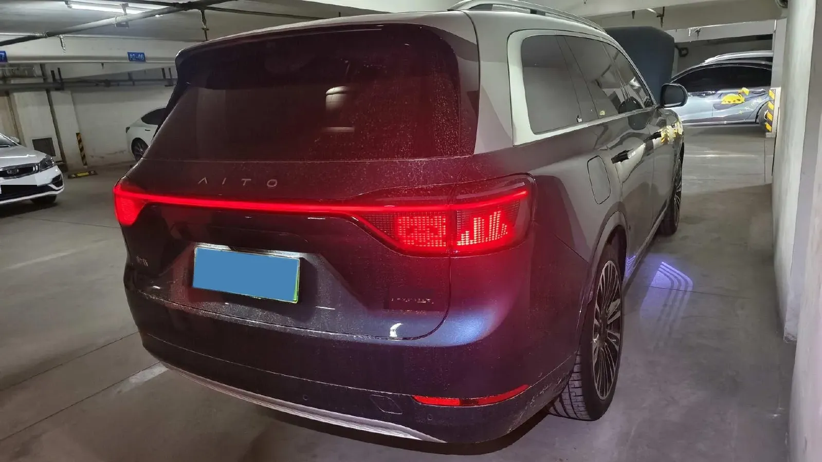 2024 AITO AITO M9 1.5T 152HP L4 REEV 42KWH,autocango,china used car exporter,china ev exporter,chinese used car exporter,chinese used ev exporter