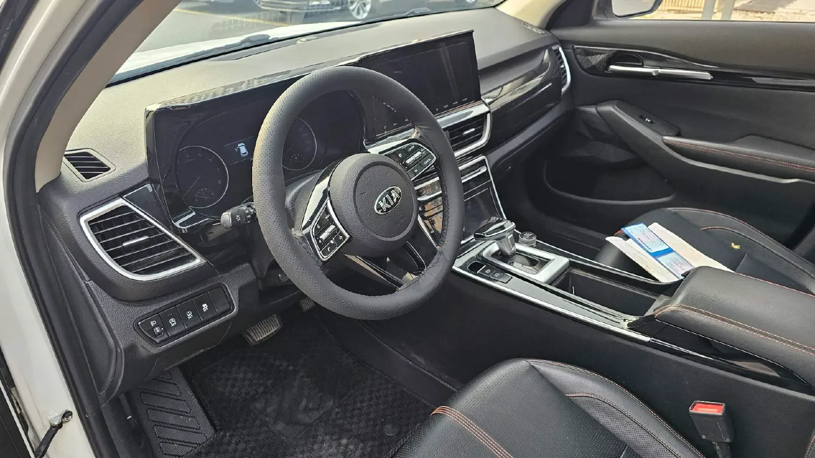 2020 Kia KX3 1.5L 115HP L4 CVT,autocango,china used car exporter,china ev exporter,chinese used car exporter,chinese used ev exporter