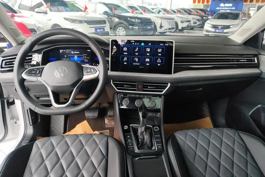 2023 Volkswagen Sagitar 1.4T 150HP L4 7DCT,autocango,china used car exporter,china ev exporter,chinese used car exporter,chinese used ev exporter