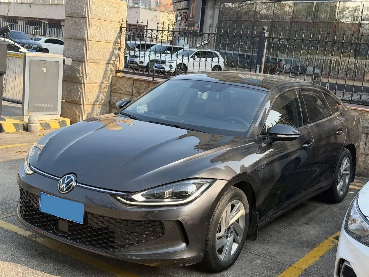 2023 Volkswagen Lamando 1.4T 150HP L4 7DCT,autocango,china used car exporter,china ev exporter,chinese used car exporter,chinese used ev exporter