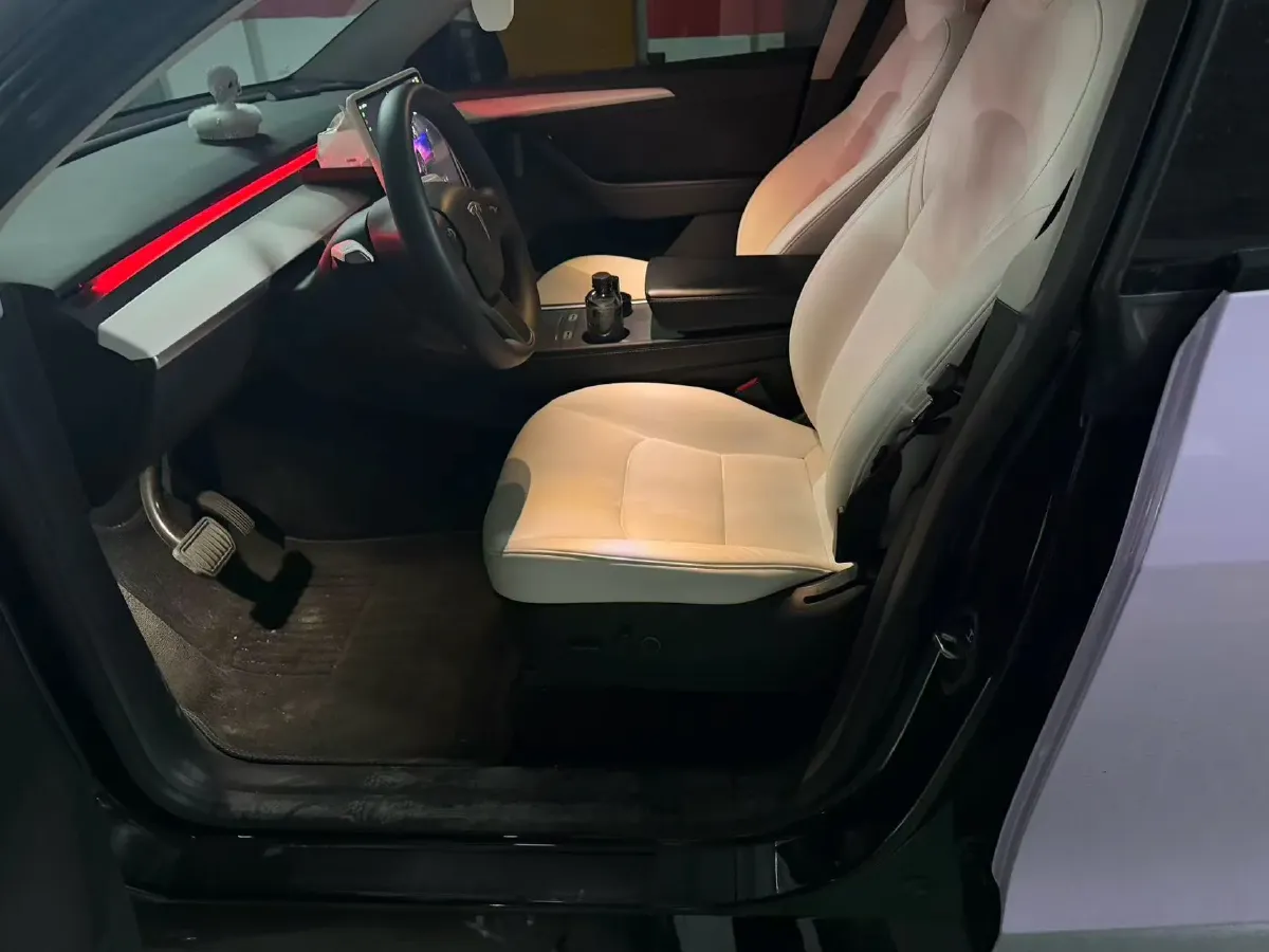 2022 Tesla Model Y BEV 60KWH,autocango,china used car exporter,china ev exporter,chinese used car exporter,chinese used ev exporter