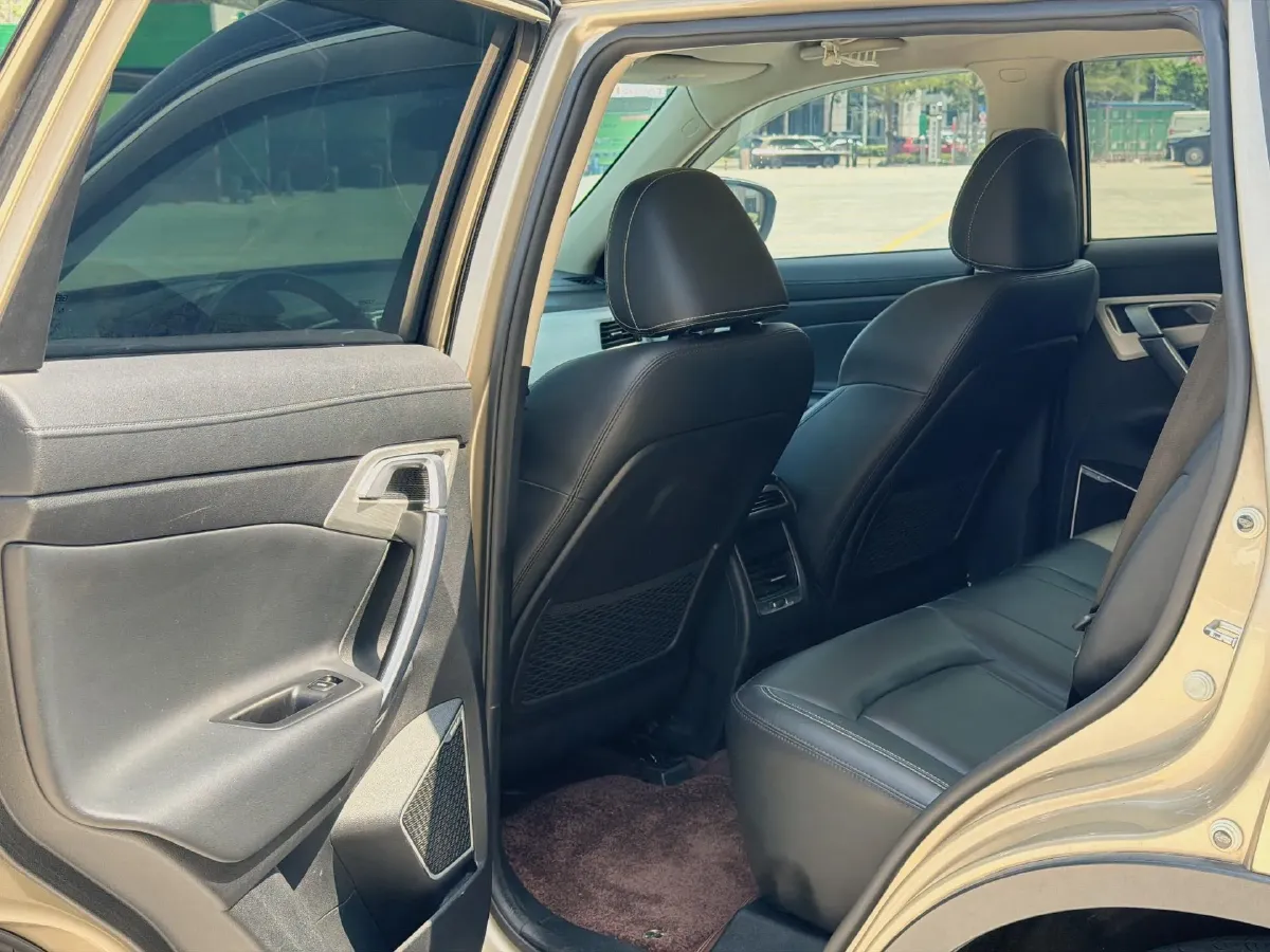 2018 Geely Azkarra 1.8T 184HP L4 6AT,autocango,china used car exporter,china ev exporter,chinese used car exporter,chinese used ev exporter