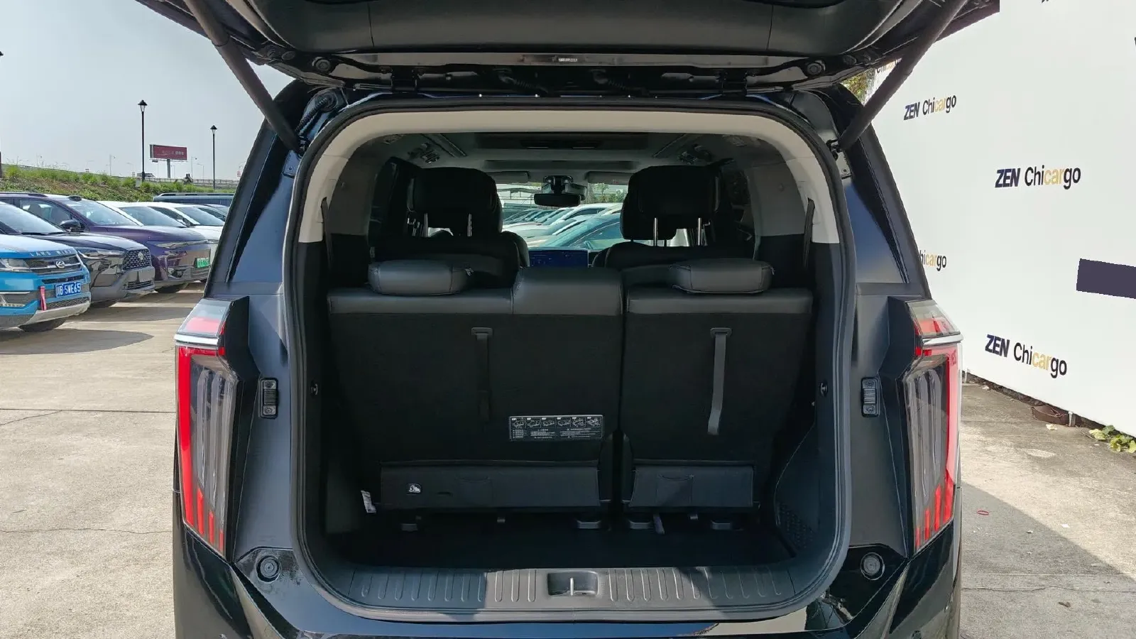 2024 GAC Trumpchi M8 2.0T 252HP L4 8AT,autocango,china used car exporter,china ev exporter,chinese used car exporter,chinese used ev exporter