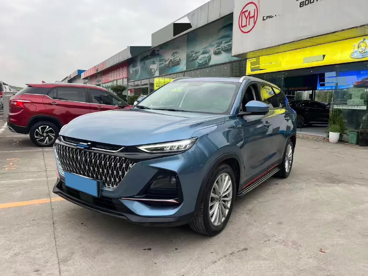 2022 ChangAn Oshan X7 Plus 1.5T 188HP L4 7DCT,autocango,china used car exporter,china ev exporter,chinese used car exporter,chinese used ev exporter