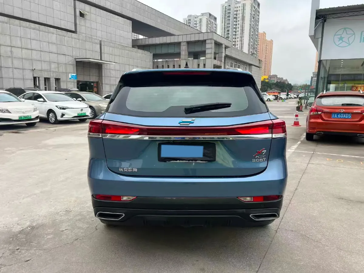 2022 ChangAn Oshan X7 Plus 1.5T 188HP L4 7DCT,autocango,china used car exporter,china ev exporter,chinese used car exporter,chinese used ev exporter