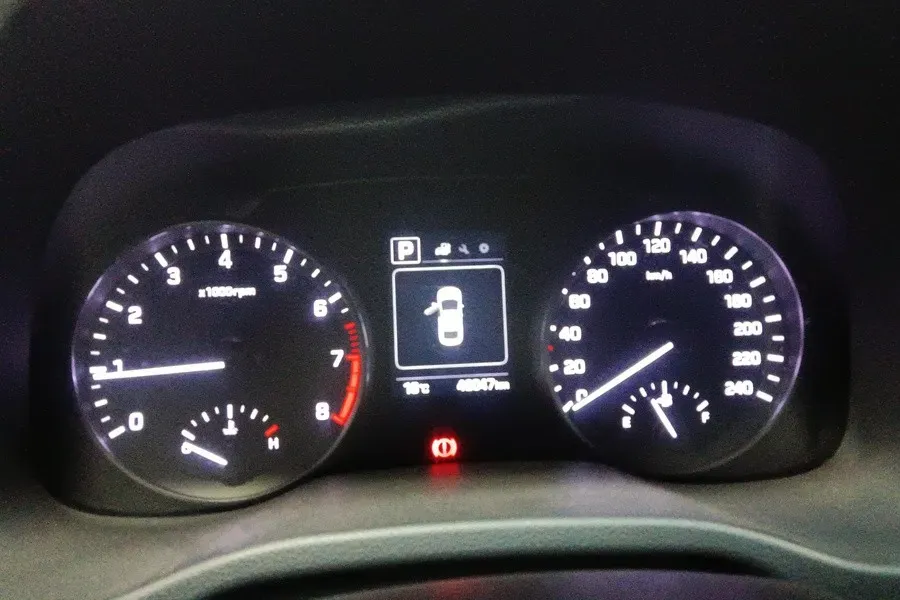 2016 Hyundai Elantra 1.6L 130HP L4 6AT,autocango,china used car exporter,china ev exporter,chinese used car exporter,chinese used ev exporter