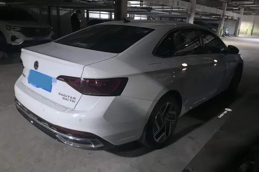 2023 Volkswagen Sagitar 1.5T 160HP L4 7DCT,autocango,china used car exporter,china ev exporter,chinese used car exporter,chinese used ev exporter