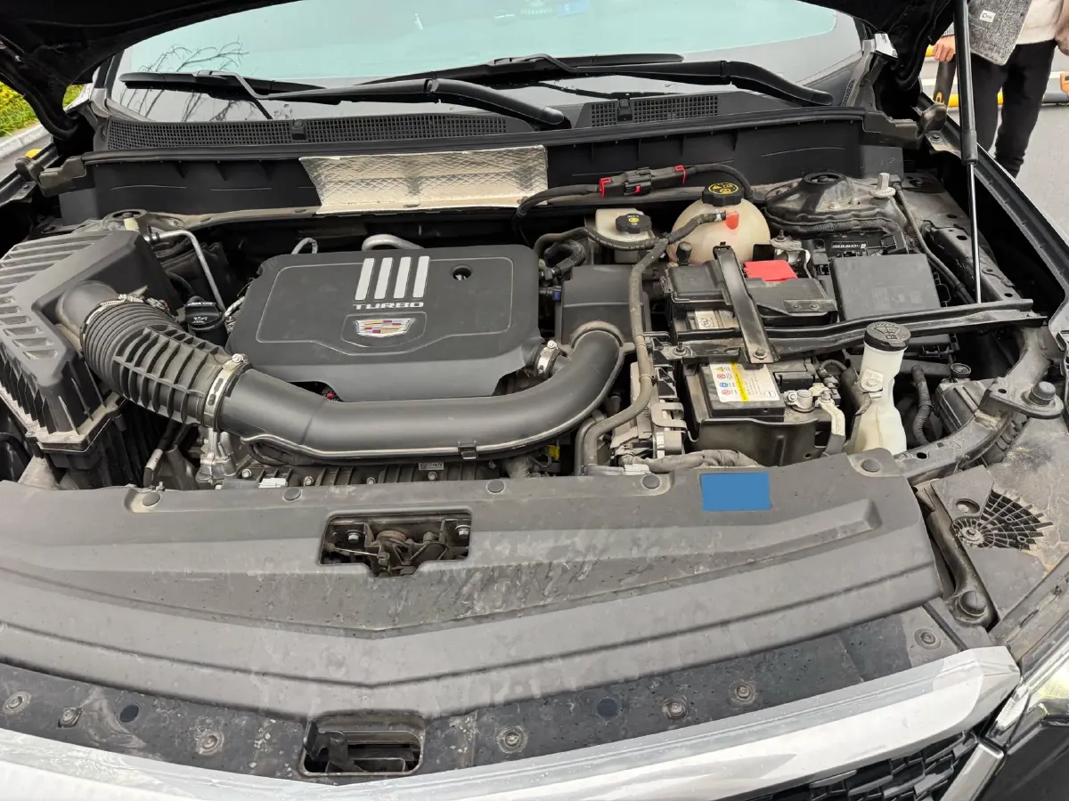 2022 Cadillac XT6 2.0T 237HP L4 9AT,autocango,china used car exporter,china ev exporter,chinese used car exporter,chinese used ev exporter