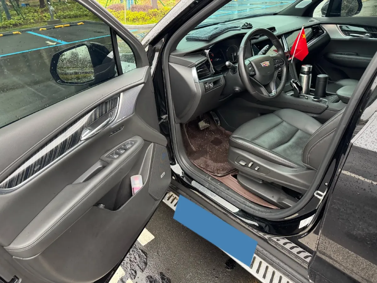 2022 Cadillac XT6 2.0T 237HP L4 9AT,autocango,china used car exporter,china ev exporter,chinese used car exporter,chinese used ev exporter