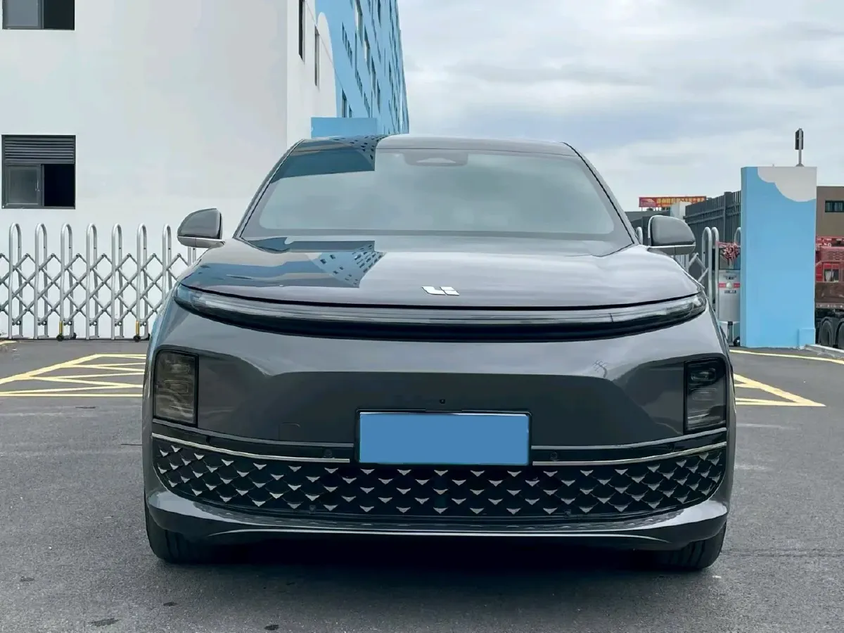 2024 Li L6 Range Extended 154HP L4 REEV 36.8KWH,autocango,china used car exporter,china ev exporter,chinese used car exporter,chinese used ev exporter