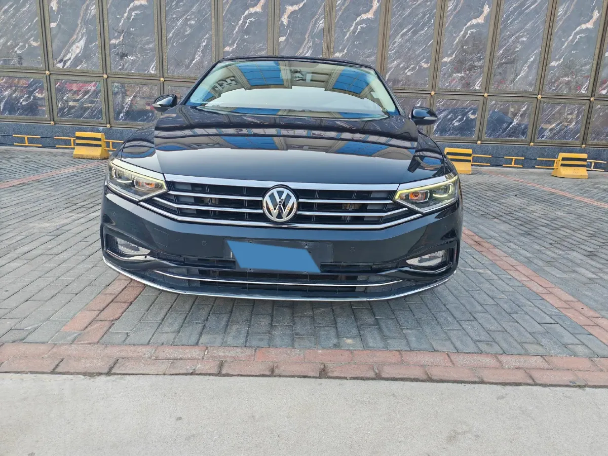 2020 Volkswagen Magotan 1.4T 150HP L4 7DCT,autocango,china used car exporter,china ev exporter,chinese used car exporter,chinese used ev exporter