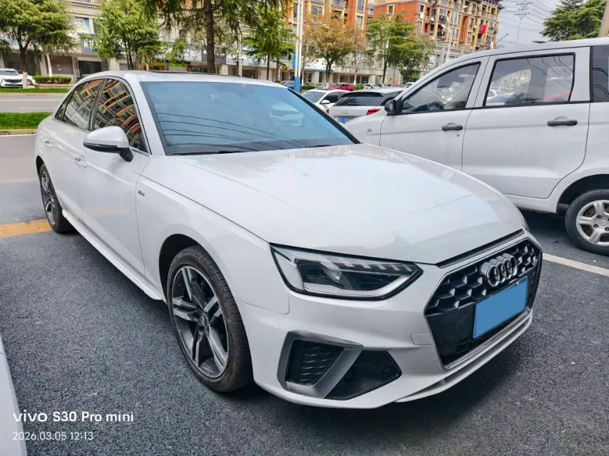 2020 Audi A4L 2.0T 190HP L4 7DCT,autocango,china used car exporter,china ev exporter,chinese used car exporter,chinese used ev exporter