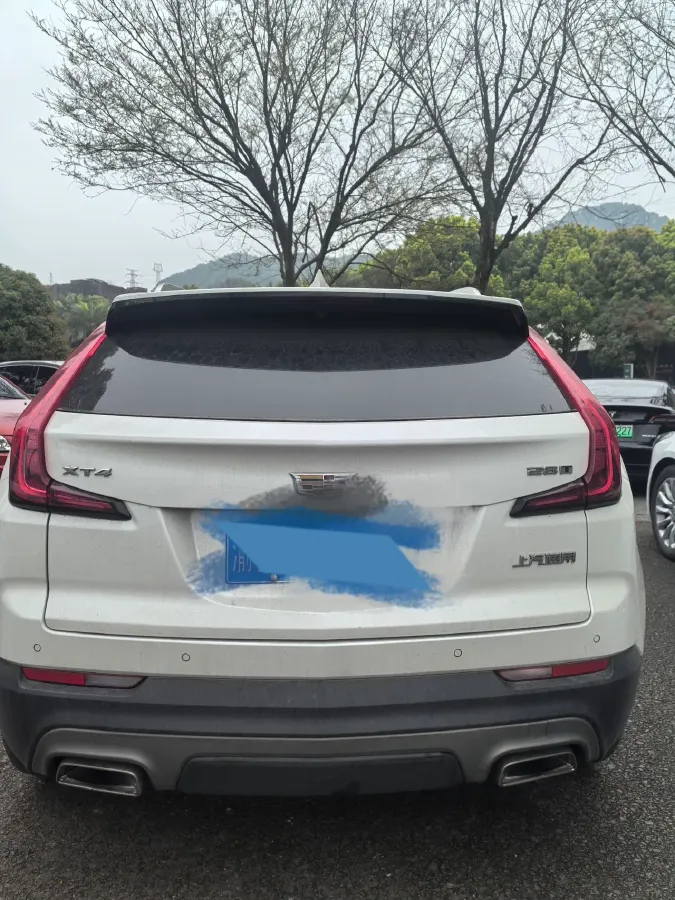 2020 Cadillac XT4 2.0T 241HP L4 9AT,autocango,china used car exporter,china ev exporter,chinese used car exporter,chinese used ev exporter