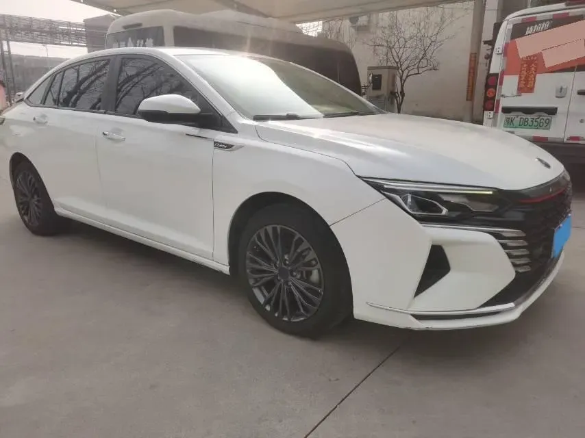 2021 DongFeng Aeolus YiXuan MAX 1.5T 190HP L4 7DCT,autocango,china used car exporter,china ev exporter,chinese used car exporter,chinese used ev exporter