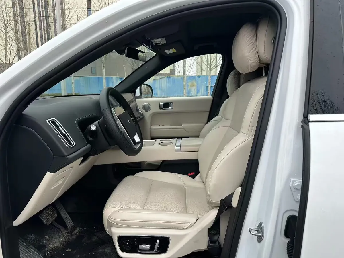 2024 Li L7 Range Extended 154HP REEV 42.8KWH,autocango,china used car exporter,china ev exporter,chinese used car exporter,chinese used ev exporter