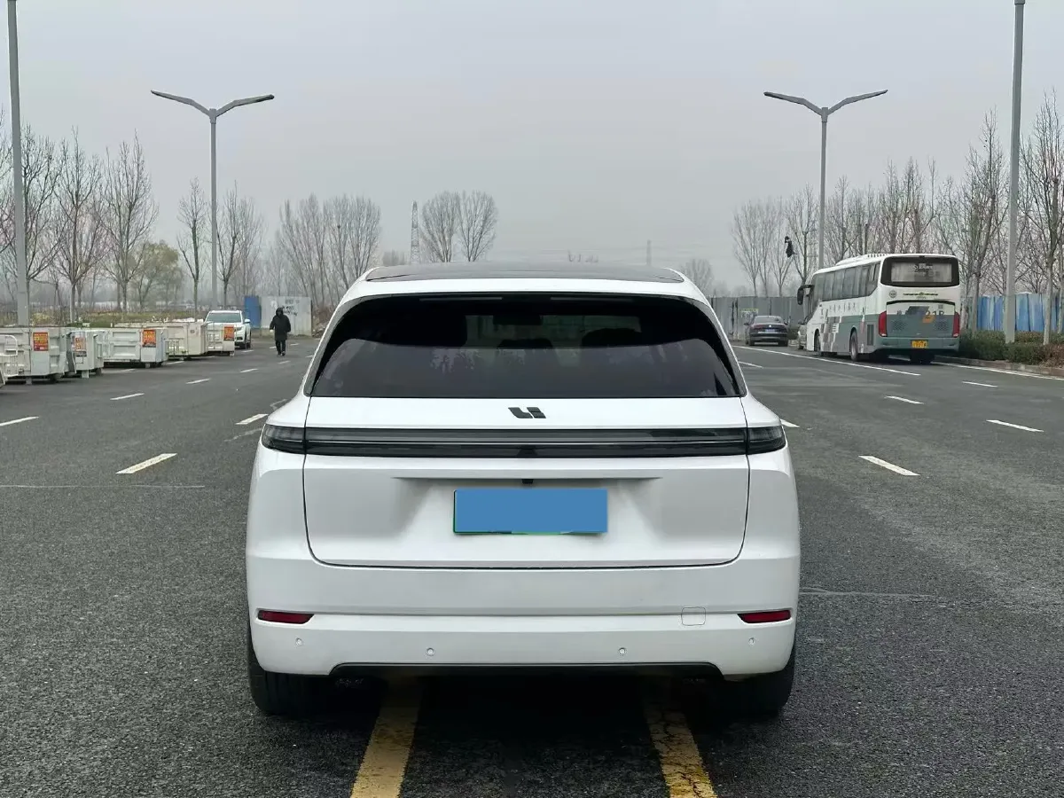 2024 Li L7 Range Extended 154HP REEV 42.8KWH,autocango,china used car exporter,china ev exporter,chinese used car exporter,chinese used ev exporter