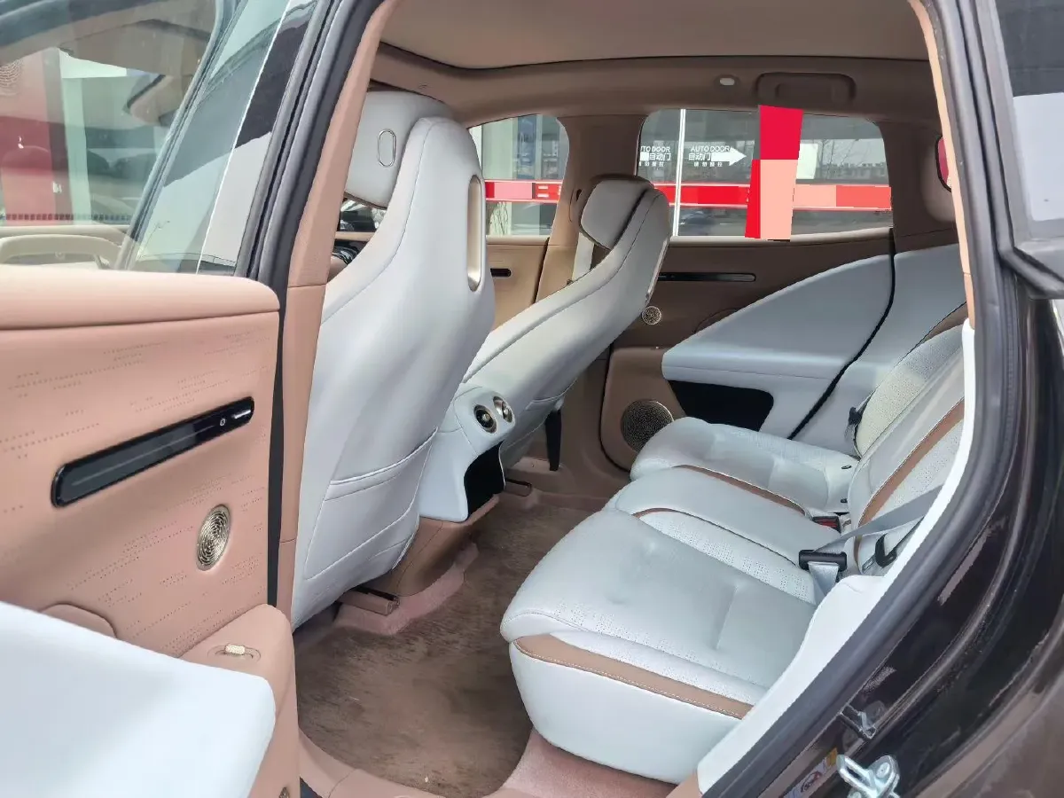 2024 Avatr 07 BEV 82.16KWH,autocango,china used car exporter,china ev exporter,chinese used car exporter,chinese used ev exporter