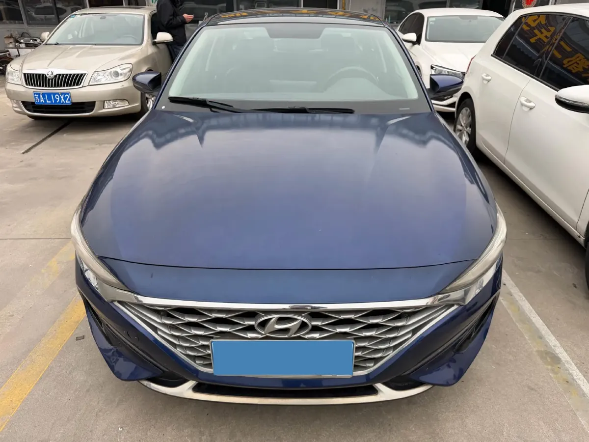 2019 Hyundai La Festa 1.6T 204HP L4 7DCT,autocango,china used car exporter,china ev exporter,chinese used car exporter,chinese used ev exporter