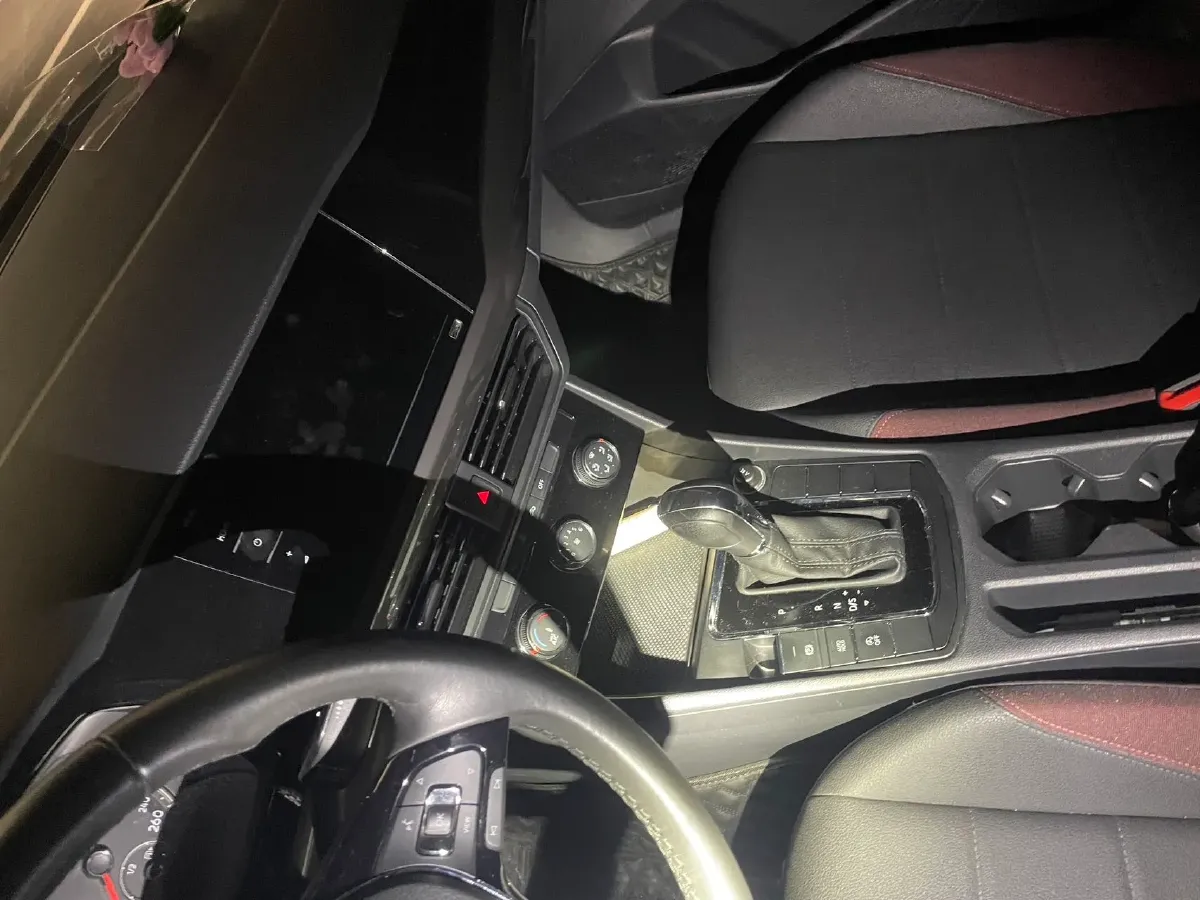 2021 Volkswagen Bora 1.5L 113HP L4 6AT,autocango,china used car exporter,china ev exporter,chinese used car exporter,chinese used ev exporter