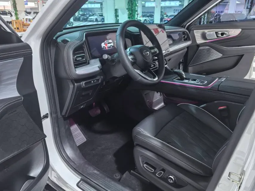 2022 GAC Trumpchi GS8 2.0T 252HP L4 8AT,autocango,china used car exporter,china ev exporter,chinese used car exporter,chinese used ev exporter