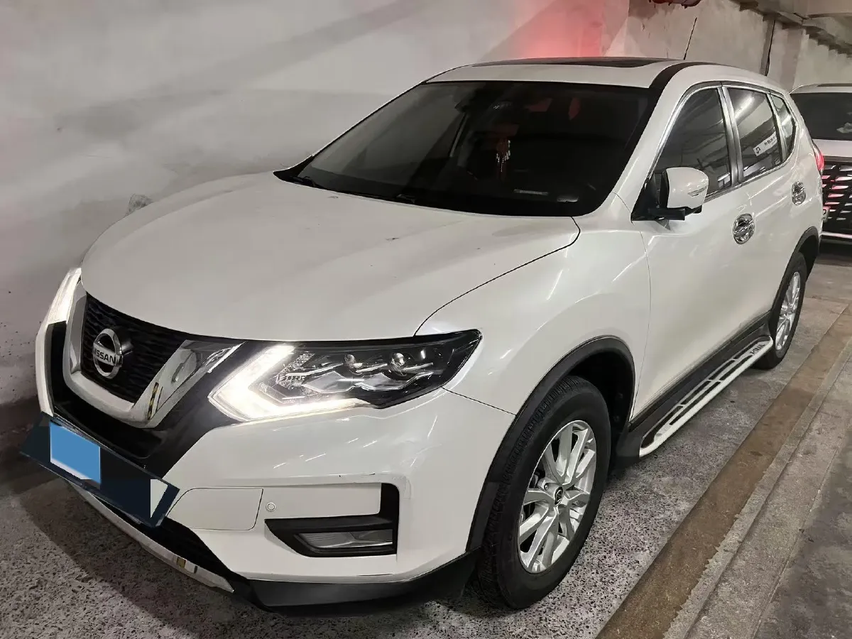 2021 Nissan X-Trail 2.0L 151HP L4 CVT,autocango,china used car exporter,china ev exporter,chinese used car exporter,chinese used ev exporter