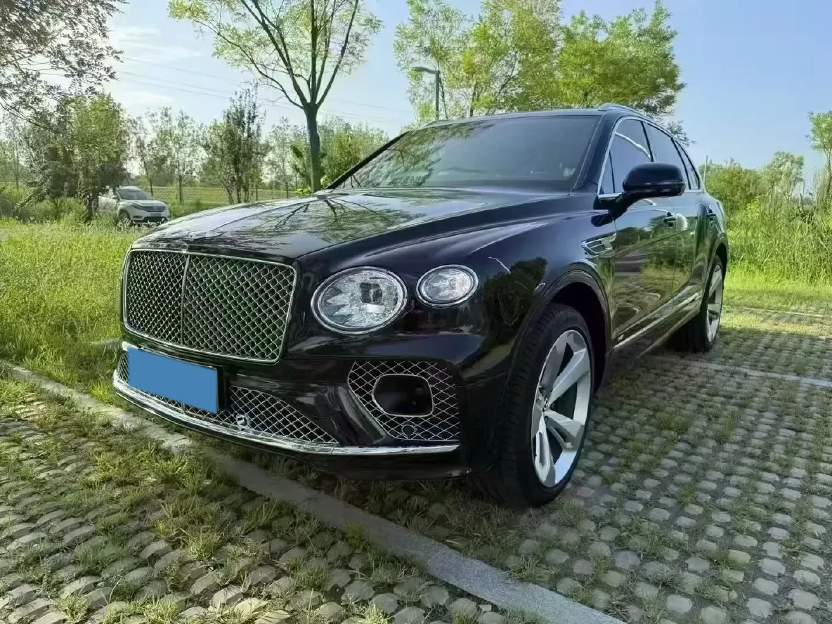2021 Bentley Bentayga 4.0T 550HP V8 8AT,autocango,china used car exporter,china ev exporter,chinese used car exporter,chinese used ev exporter