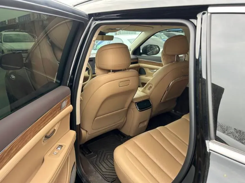 2024 AITO AITO M7 1.5T 152HP L4 REEV 42KWH,autocango,china used car exporter,china ev exporter,chinese used car exporter,chinese used ev exporter