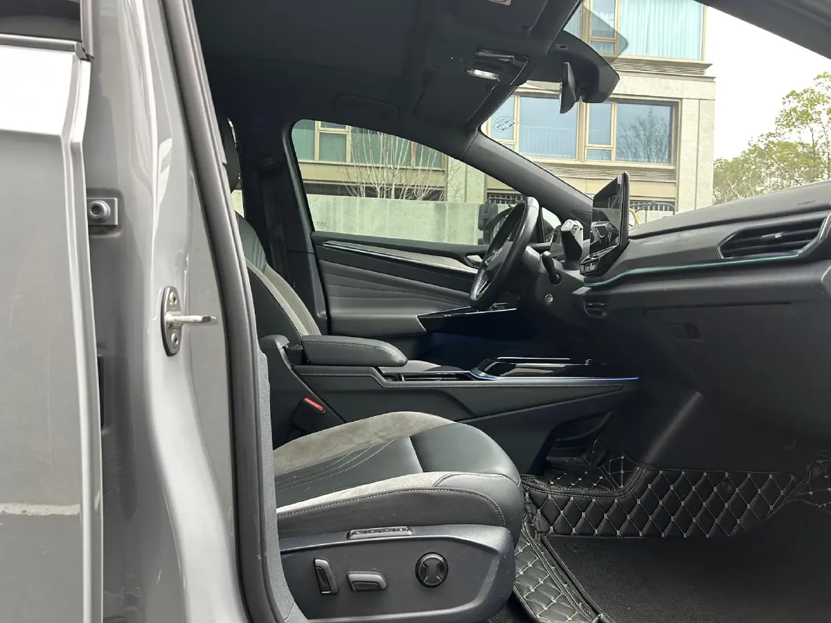 2022 Neta S Range Extended 231HP REEV 43.51KWH,autocango,china used car exporter,china ev exporter,chinese used car exporter,chinese used ev exporter