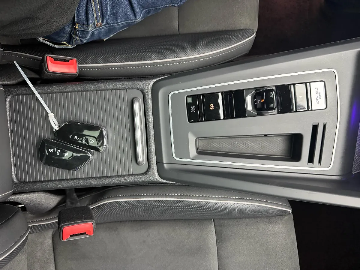 2021 Volkswagen Golf 1.4T 150HP L4 7DCT,autocango,china used car exporter,china ev exporter,chinese used car exporter,chinese used ev exporter