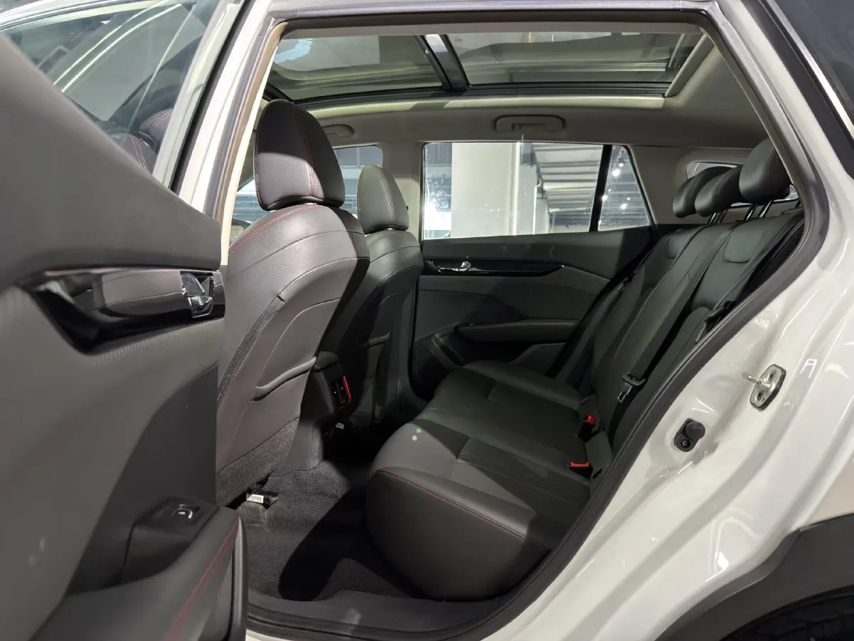 2021 DongFeng Aeolus YiXuan GS 1.5T 150HP L4 6DCT,autocango,china used car exporter,china ev exporter,chinese used car exporter,chinese used ev exporter