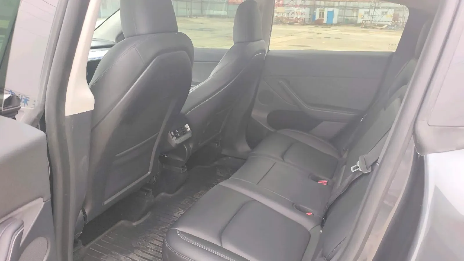 2024 Iveco OuSheng BEV 77.28KWH,autocango,china used car exporter,china ev exporter,chinese used car exporter,chinese used ev exporter