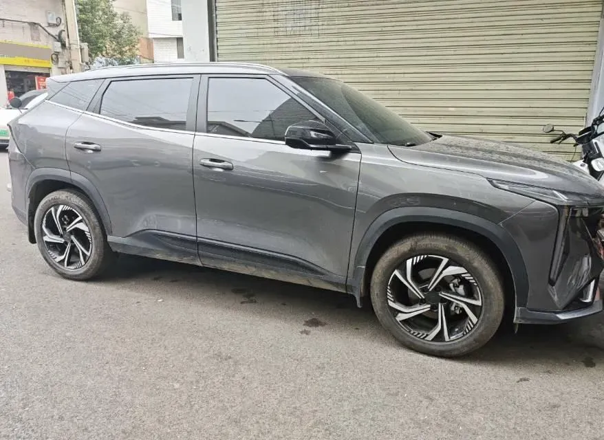 2024 Geely Azkarra 1.5T 181HP L4 7DCT,autocango,china used car exporter,china ev exporter,chinese used car exporter,chinese used ev exporter