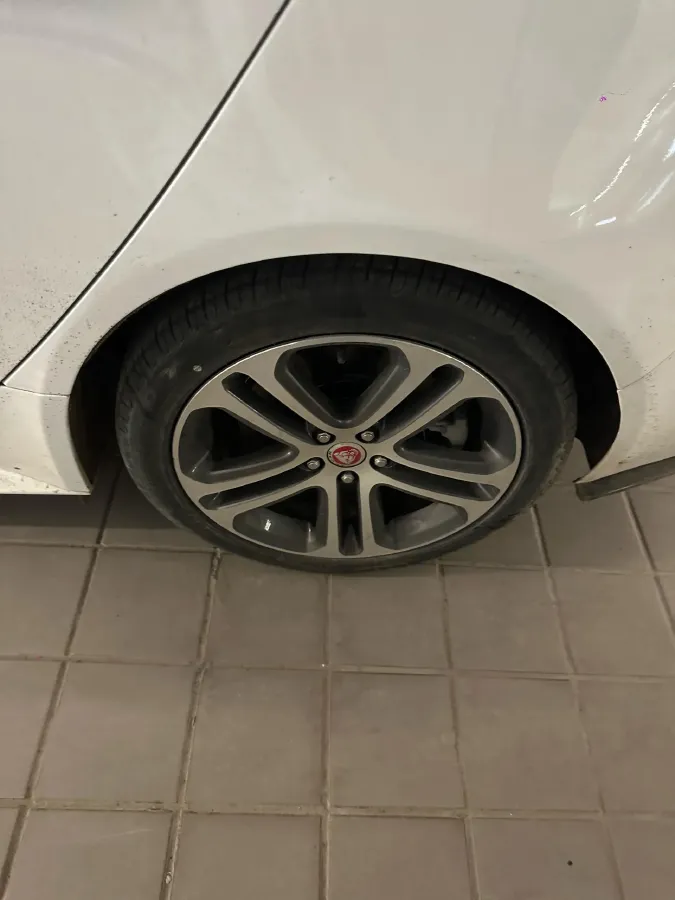 2021 Jaguar XEL 2.0T 250HP L4 8AT,autocango,china used car exporter,china ev exporter,chinese used car exporter,chinese used ev exporter