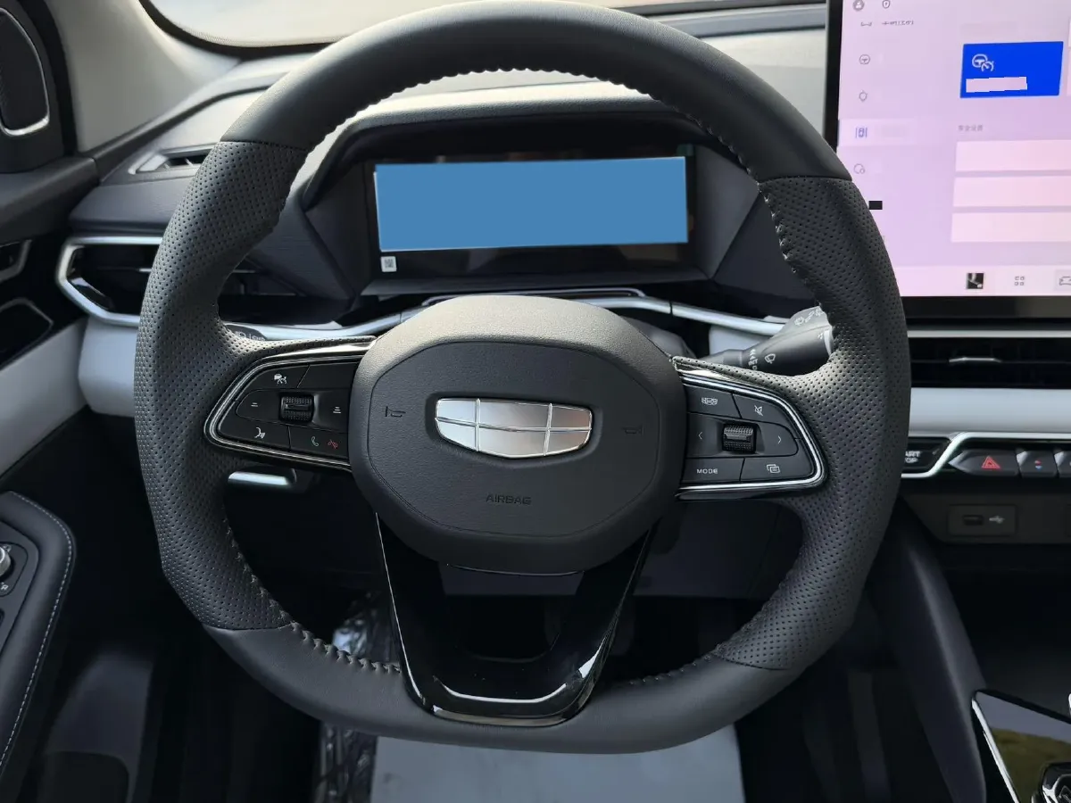 2025 Geely Coolray 1.5T 181HP L4 7DCT,autocango,china used car exporter,china ev exporter,chinese used car exporter,chinese used ev exporter