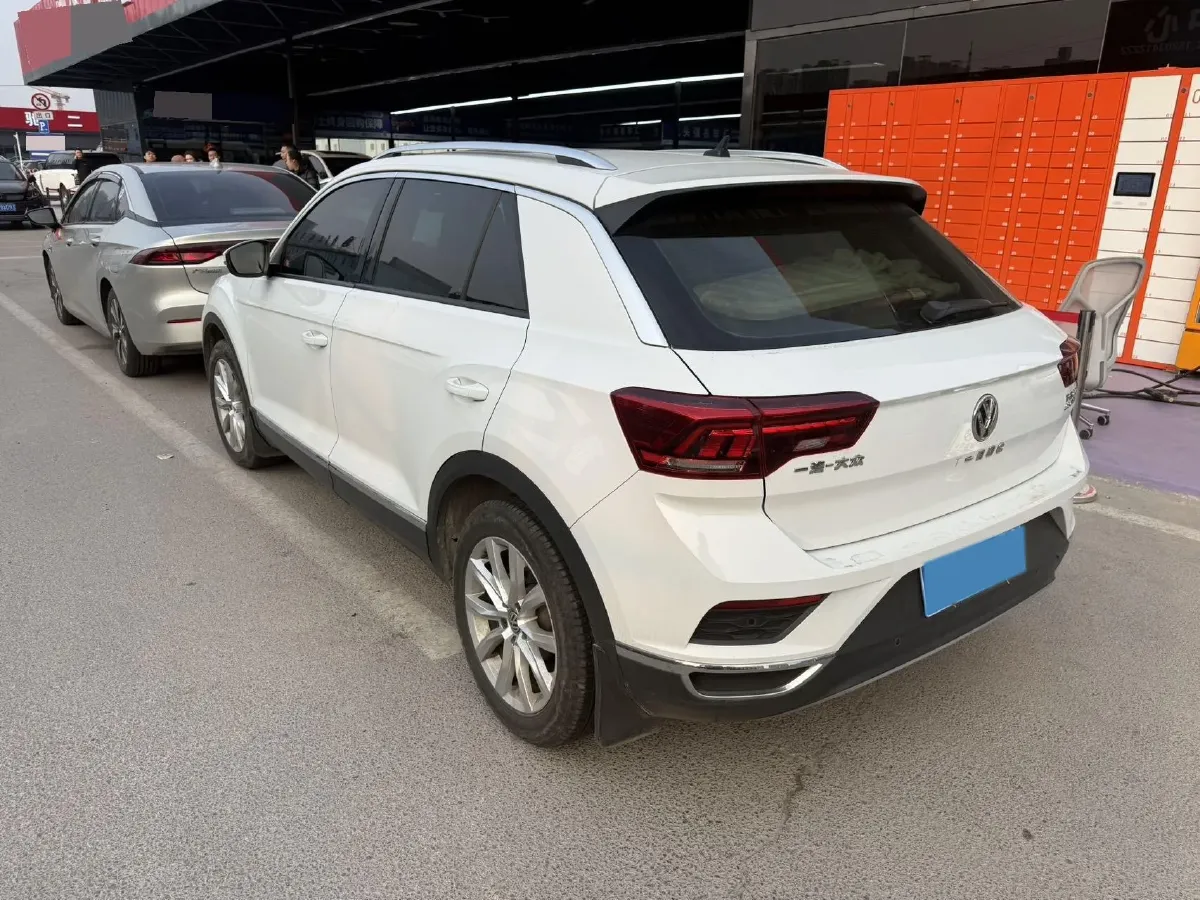 2019 Volkswagen T-Roc 1.4T 150HP L4 7DCT,autocango,china used car exporter,china ev exporter,chinese used car exporter,chinese used ev exporter