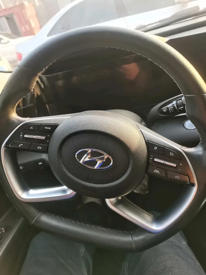 2021 Hyundai Elantra 1.5L 115HP L4 CVT,autocango,china used car exporter,china ev exporter,chinese used car exporter,chinese used ev exporter