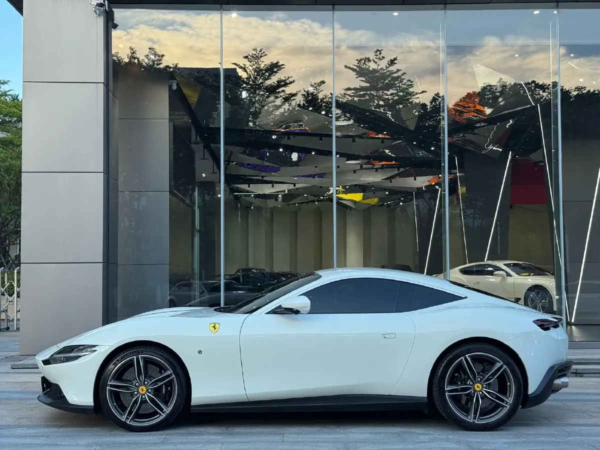 2020 Ferrari Roma 3.9T 620HP V8 8DCT,autocango,china used car exporter,china ev exporter,chinese used car exporter,chinese used ev exporter